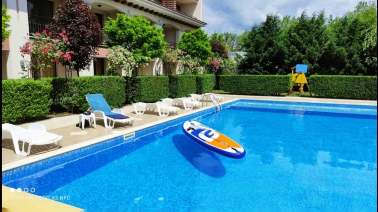 U-Dacha 45 Appartement Sunny Beach Buitenkant foto